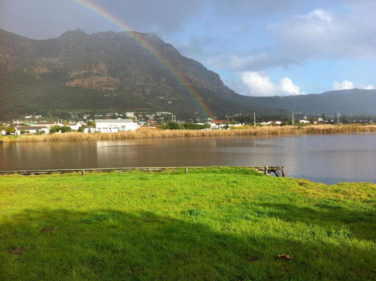 The Speckled Egg, 4 Promenade Rd, Lakeside, Cape Town
